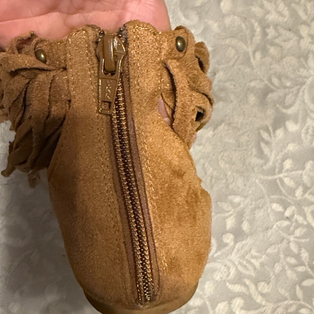 Not Rated Tan Fringed Sandals - Picture 4 of 4